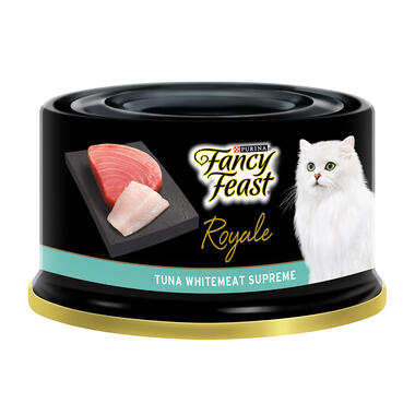 Fancy feast 2024 white cat